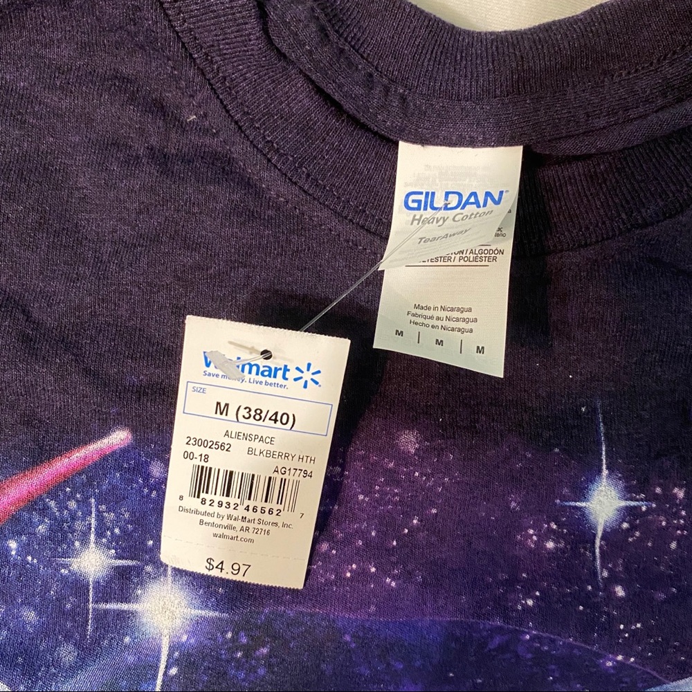 ❗️SALE Gildan Space Alien Shirt - Picture 3 of 3